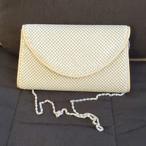 Clutch/Cross Body White Metal Bag.
